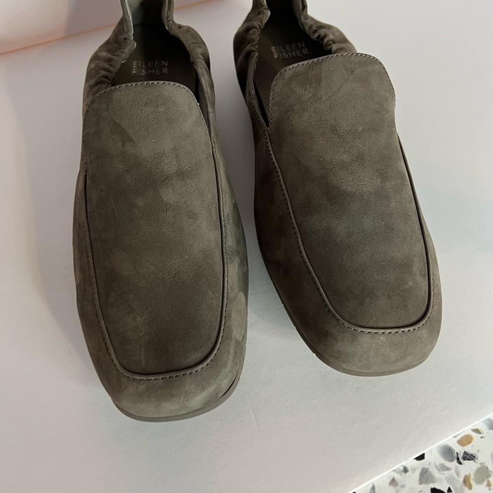 Eileen Fisher NWOT Loafers. Size 9. Grey Sueded - Picture 2 of 6